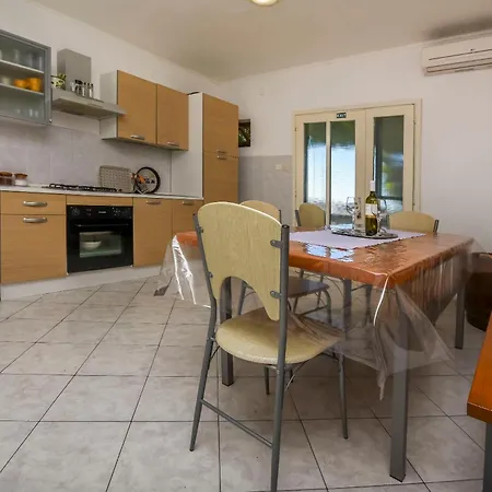 Holiday home Marija - Beautiful Location Close To The Sea Sevid